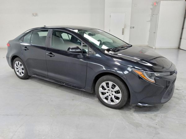 2022 TOYOTA COROLLA LE — Passenger 3/4