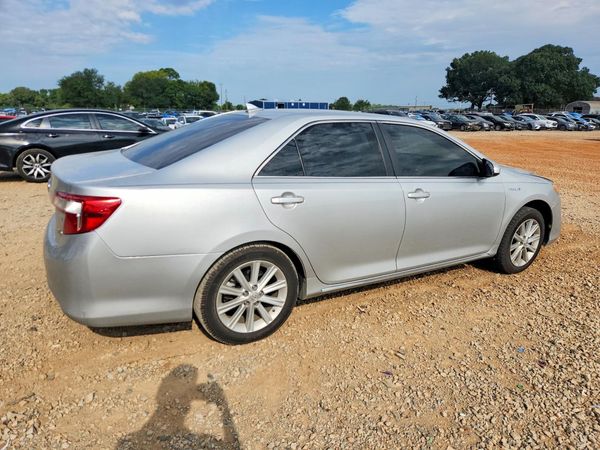 2014 TOYOTA CAMRY Hybrid