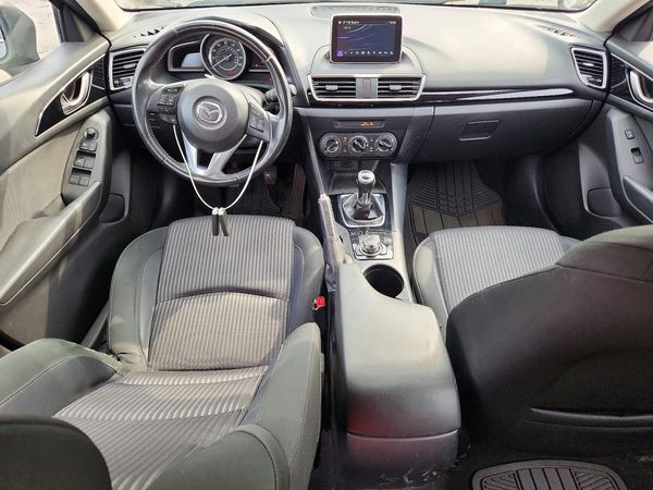 2015 MAZDA 3 Touring/GS