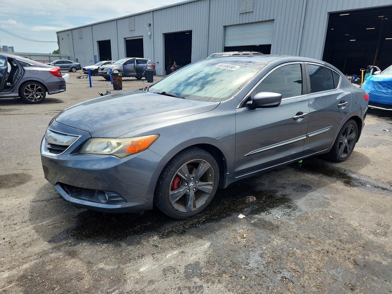 2013 ACURA ILX 20 TECH