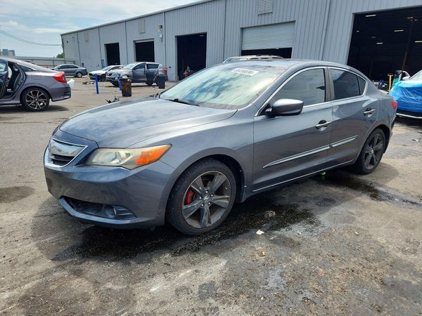 2013 ACURA ILX 20 TECH