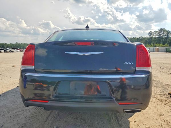 2017 CHRYSLER 300 Limited