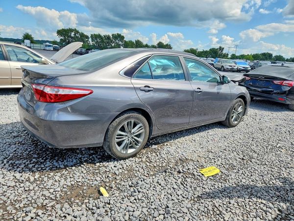 2017 TOYOTA CAMRY