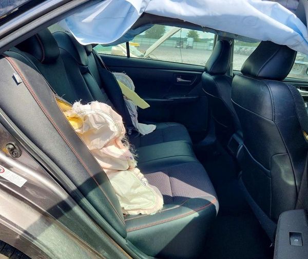2017 TOYOTA CAMRY