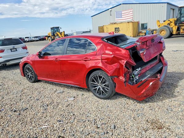2024 TOYOTA CAMRY
