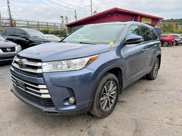 2018 TOYOTA HIGHLANDER SE/XLE