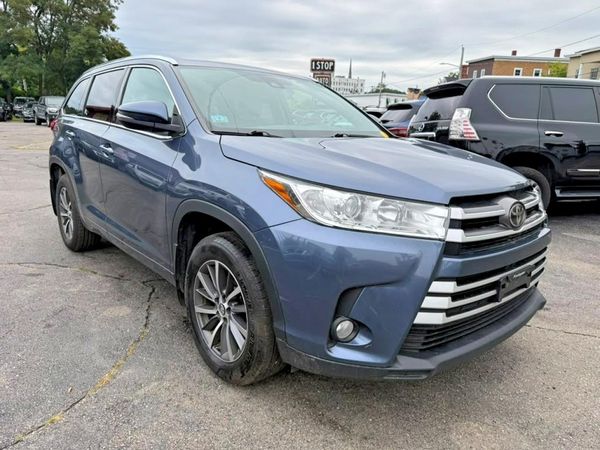 2018 TOYOTA HIGHLANDER SE/XLE