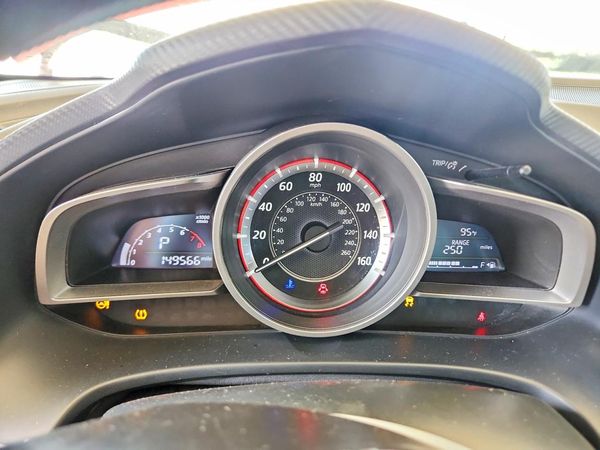 2016 MAZDA 3
