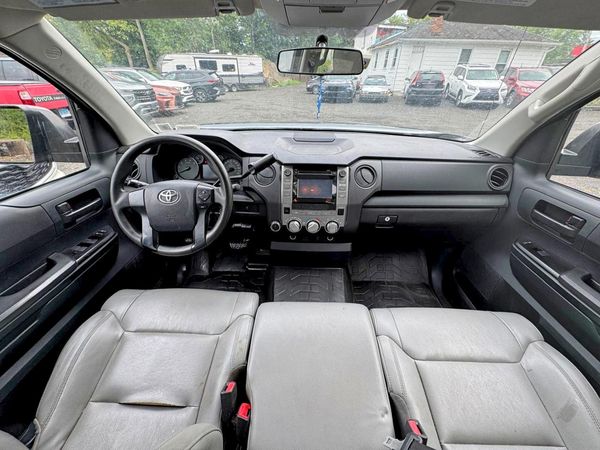 2014 TOYOTA TUNDRA SR5