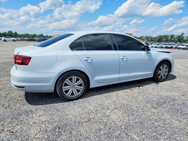 2017 VOLKSWAGEN JETTA