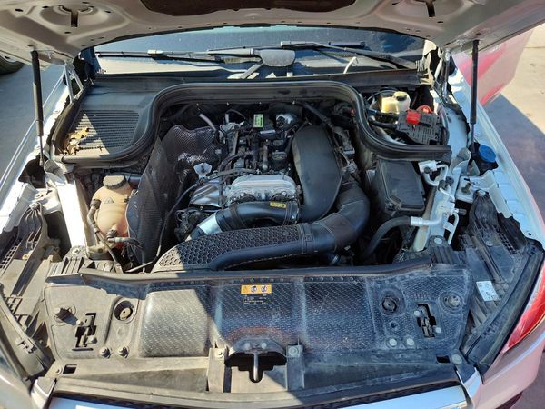 2020 MERCEDES-BENZ GLE GLE350 — Engine bay
