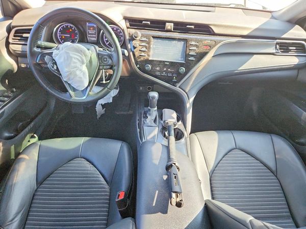 2020 TOYOTA CAMRY