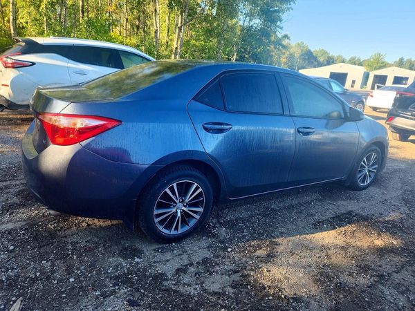 2018 TOYOTA COROLLA