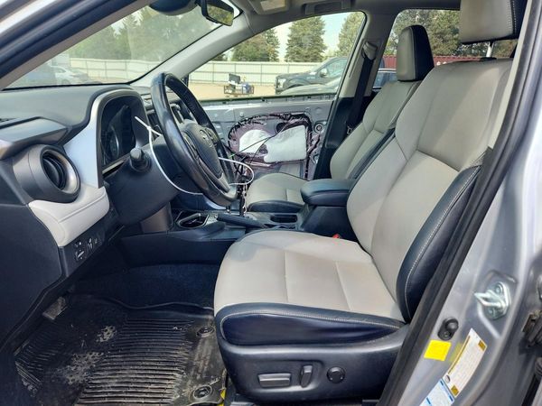 2017 TOYOTA RAV4 Ltd Hybrid