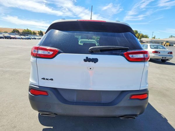 2018 JEEP CHEROKEE