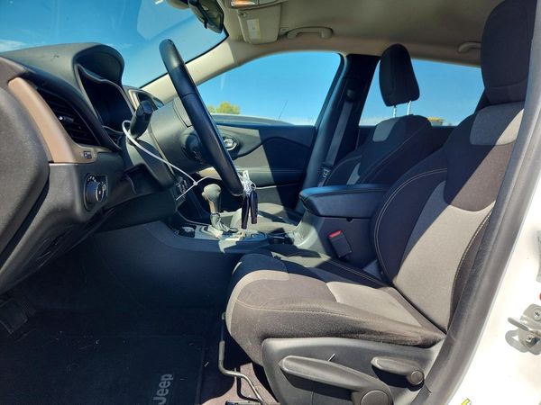 2018 JEEP CHEROKEE