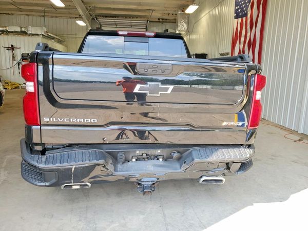 2022 CHEVROLET SILVERADO RST