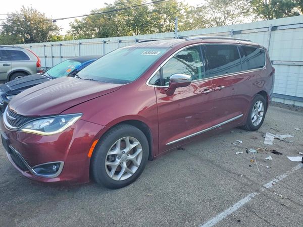 2019 CHRYSLER PACIFICA