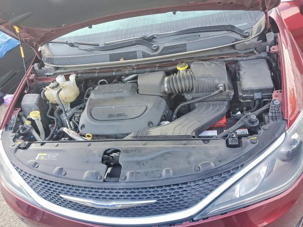 2019 CHRYSLER PACIFICA Limited