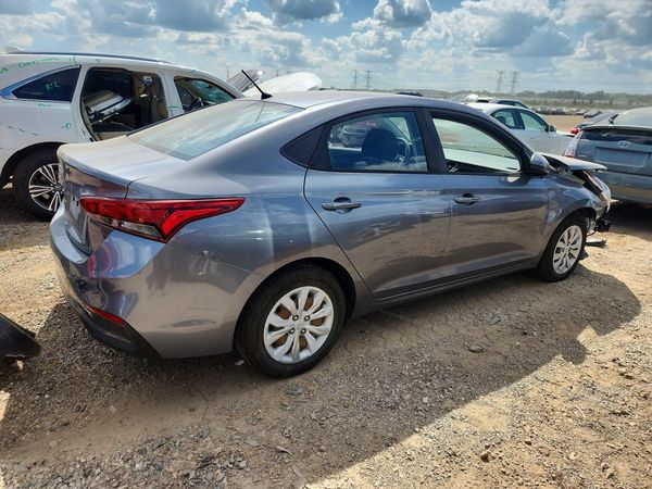 2019 HYUNDAI ACCENT SE and SEL