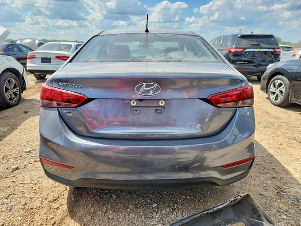 2019 HYUNDAI ACCENT SE and SEL