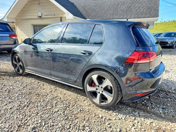 2017 VOLKSWAGEN GTI