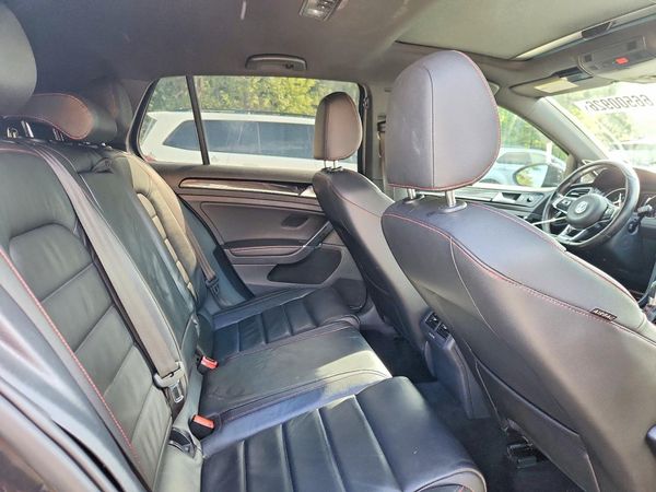 2017 VOLKSWAGEN GTI