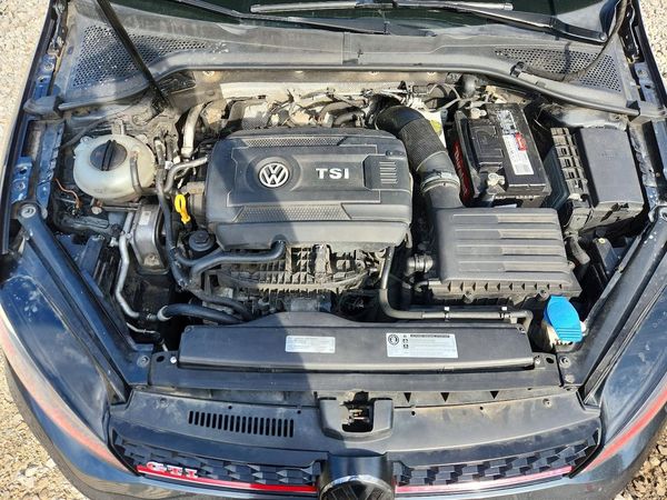 2017 VOLKSWAGEN GTI