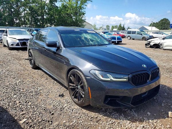 2021 BMW M5