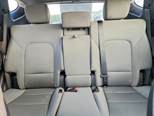 2017 HYUNDAI SANTA FE Base