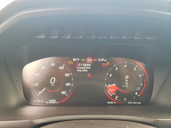 2016 VOLVO XC90 SV42 Momentum