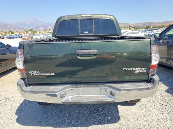 2013 TOYOTA TACOMA Delux
