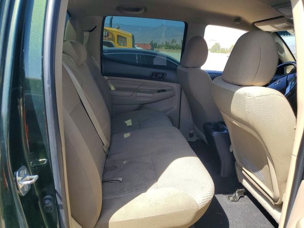 2013 TOYOTA TACOMA Delux