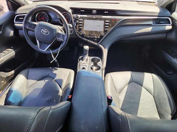 2018 TOYOTA CAMRY