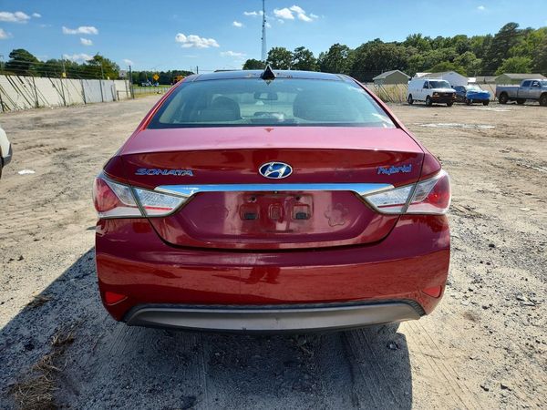 2012 HYUNDAI SONATA Middle level