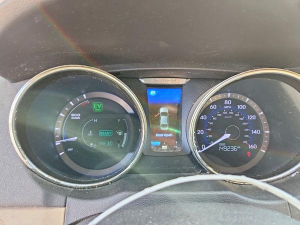 2012 HYUNDAI SONATA Middle level