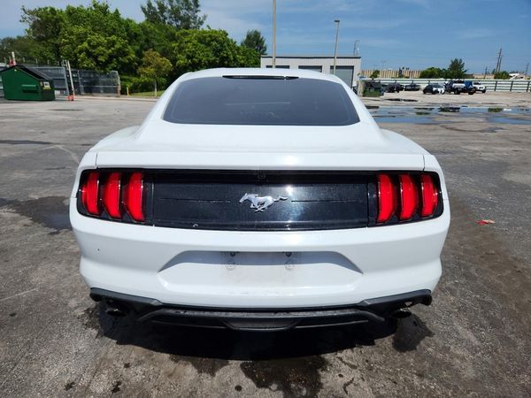 2018 FORD MUSTANG