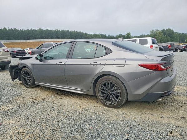 2025 TOYOTA CAMRY