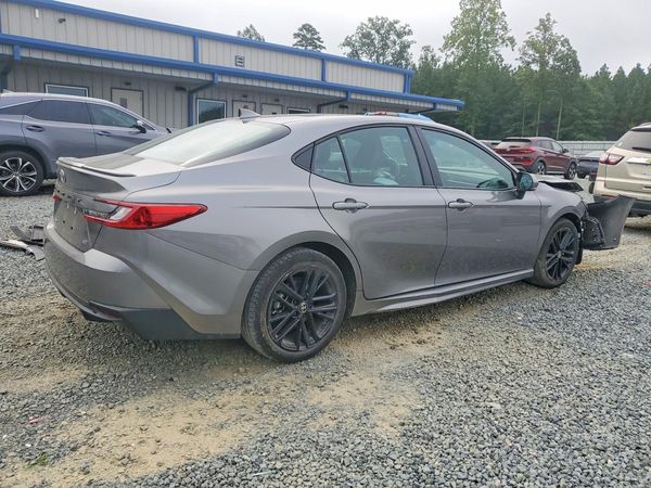 2025 TOYOTA CAMRY