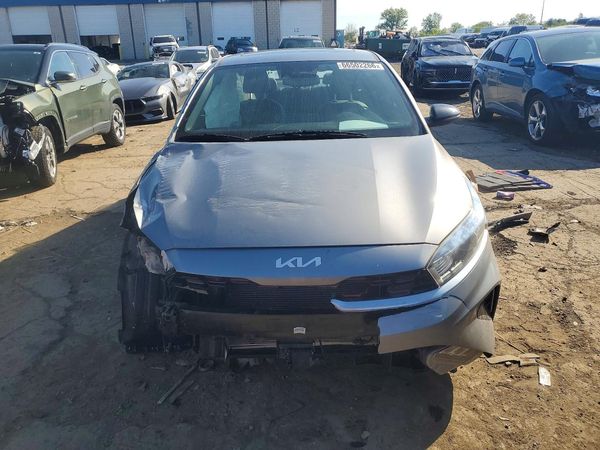 2022 KIA FORTE GT Line