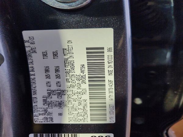 2023 TOYOTA TACOMA SR5