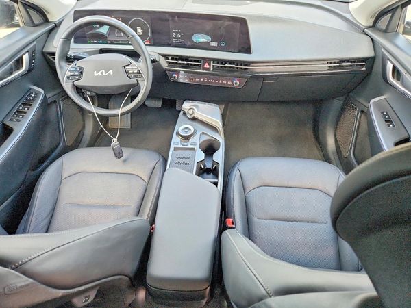 2024 KIA EV6 Light, Wind