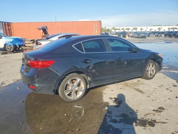2013 ACURA ILX