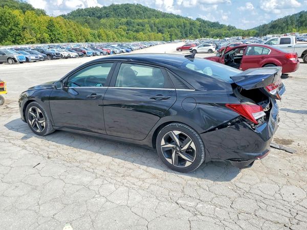 2022 HYUNDAI ELANTRA