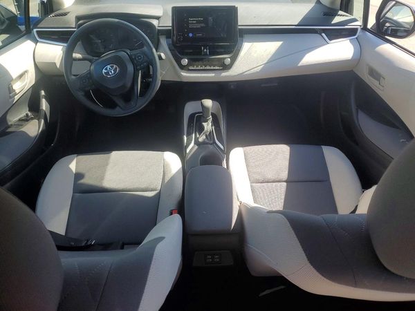 2025 TOYOTA COROLLA