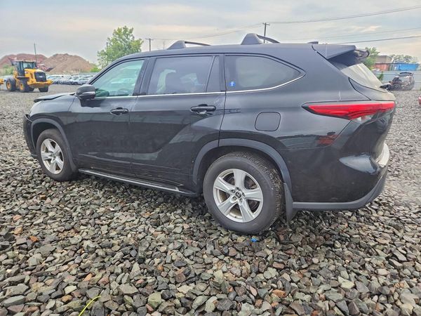 2022 TOYOTA HIGHLANDER L