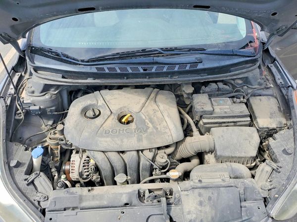 2012 HYUNDAI ELANTRA GLS(Middle grade)