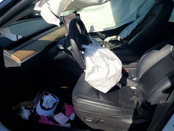 2023 TESLA MODEL 3 — DENT