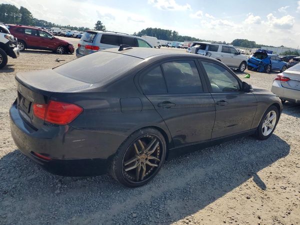 2013 BMW 320