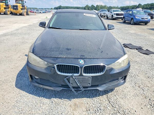 2013 BMW 320